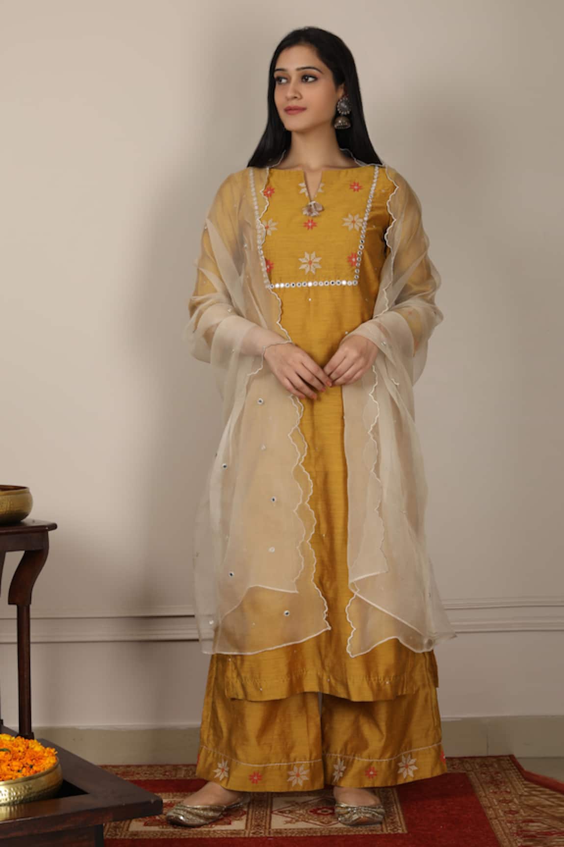 Pouli Pret Chanderi Embroidered Kurta Set 