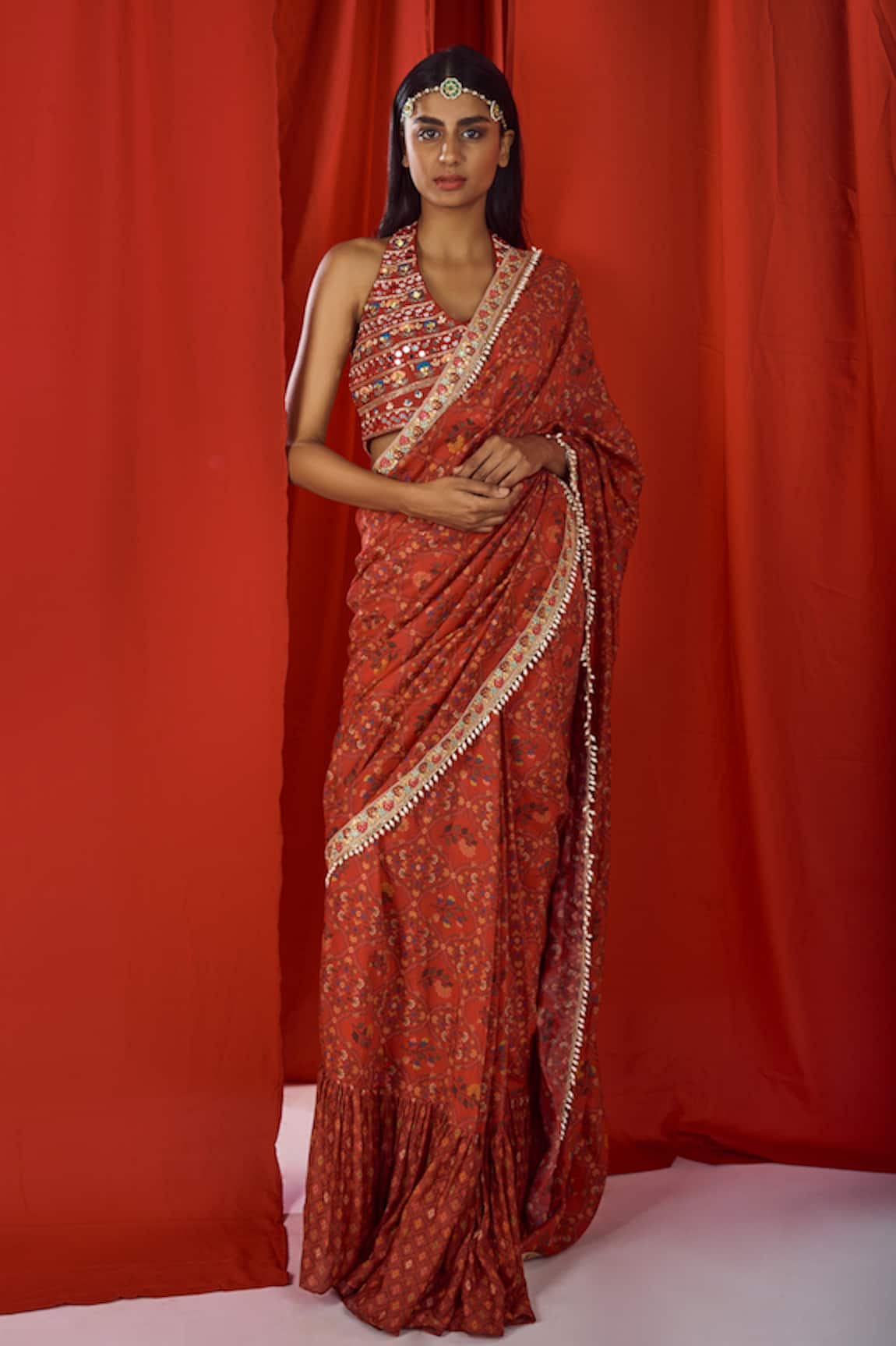 Label Ne'chi Floral Print Saree With Blouse