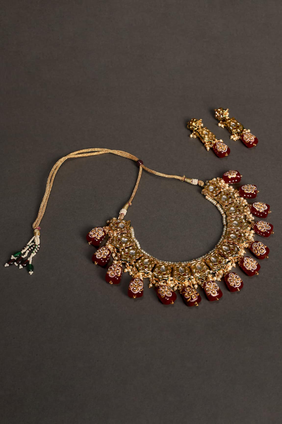 Nayaab by Aleezeh  Kundan Necklace Set