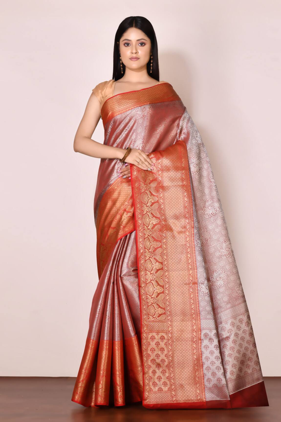 Nazaakat by Samara Singh Banarasi Woven Silk Saree