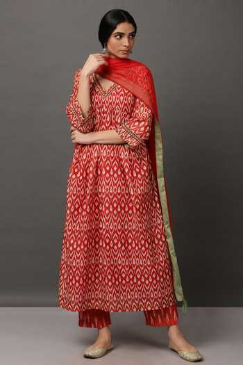 NUHH Ikat Print Kurta Set 