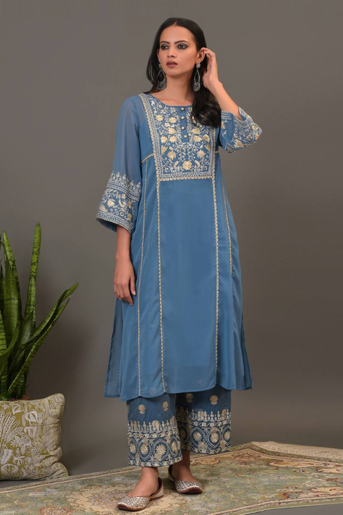 NUHH Embroidered Kurta & Pant Set 