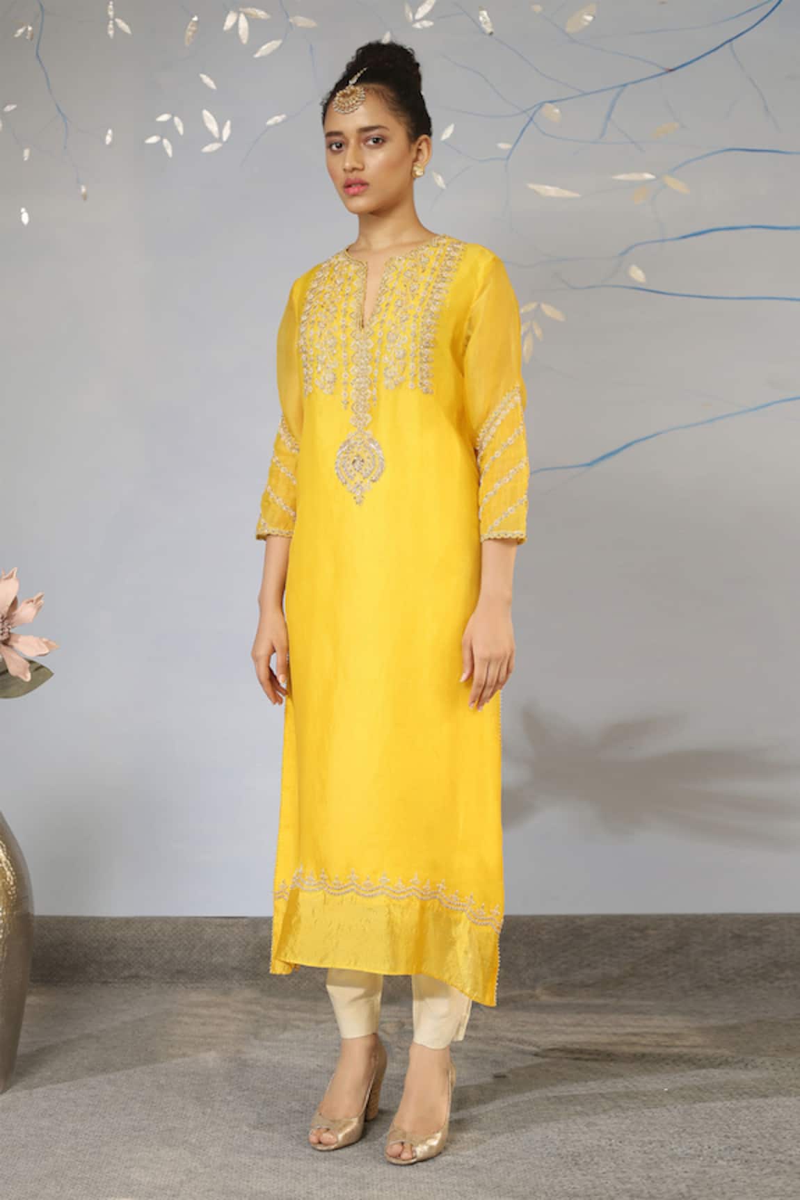 Neha Poddar Embroidered Kurta & Pant Set 