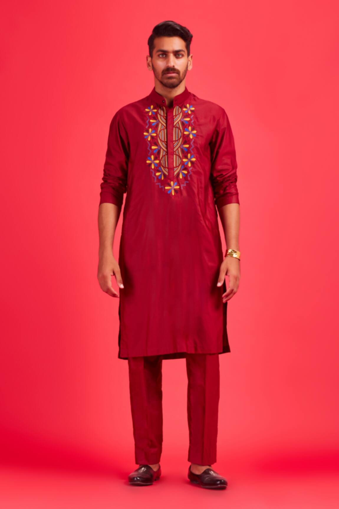DiyaRajvvir Cotton Silk Embroidered Kurta Set 