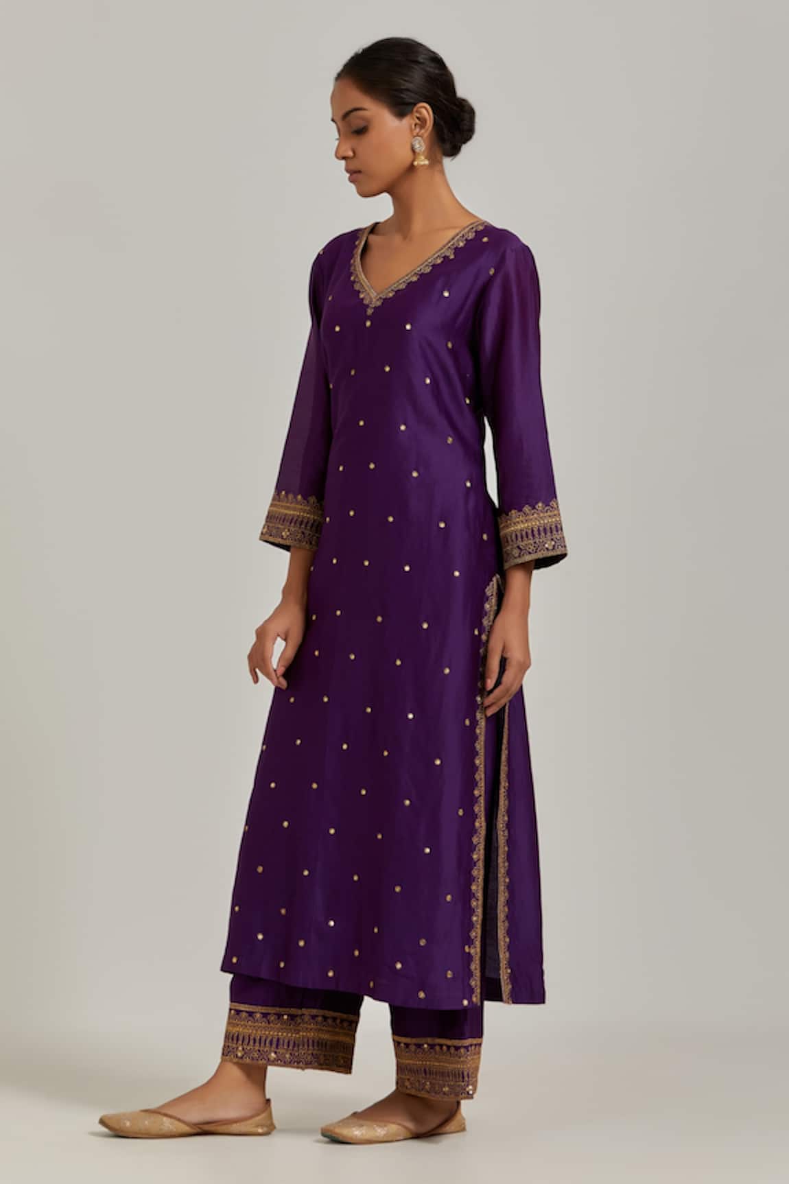 Ikshita Choudhary Chanderi Silk Kurta & Pant Set