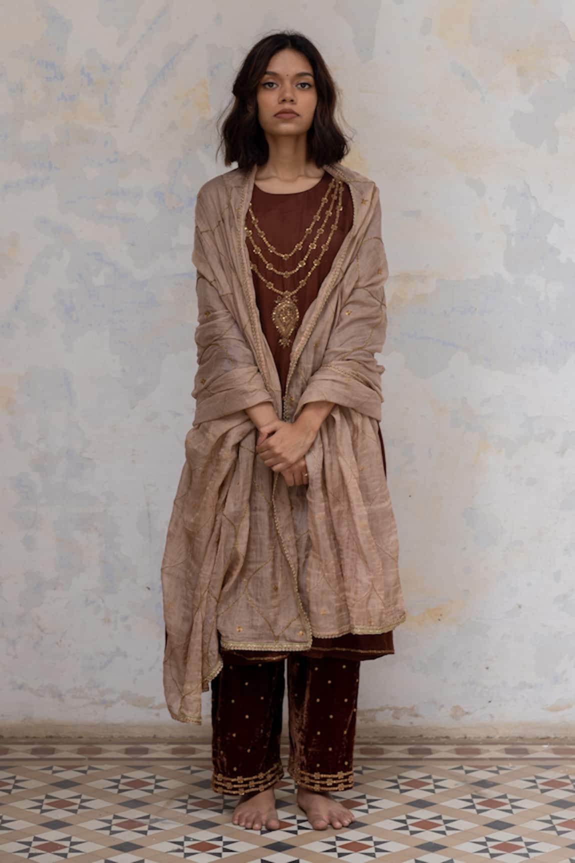 Nirjara Aisha Jaal Tissue Silk Dupatta