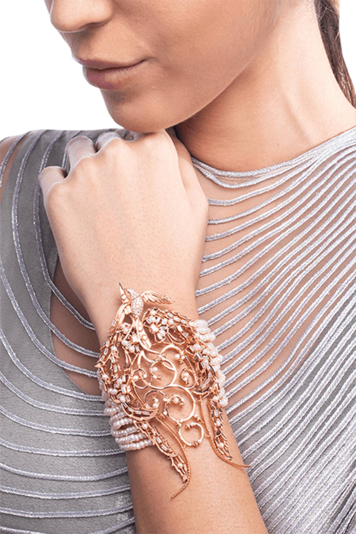 Outhouse Pirouette Bead Bracelet