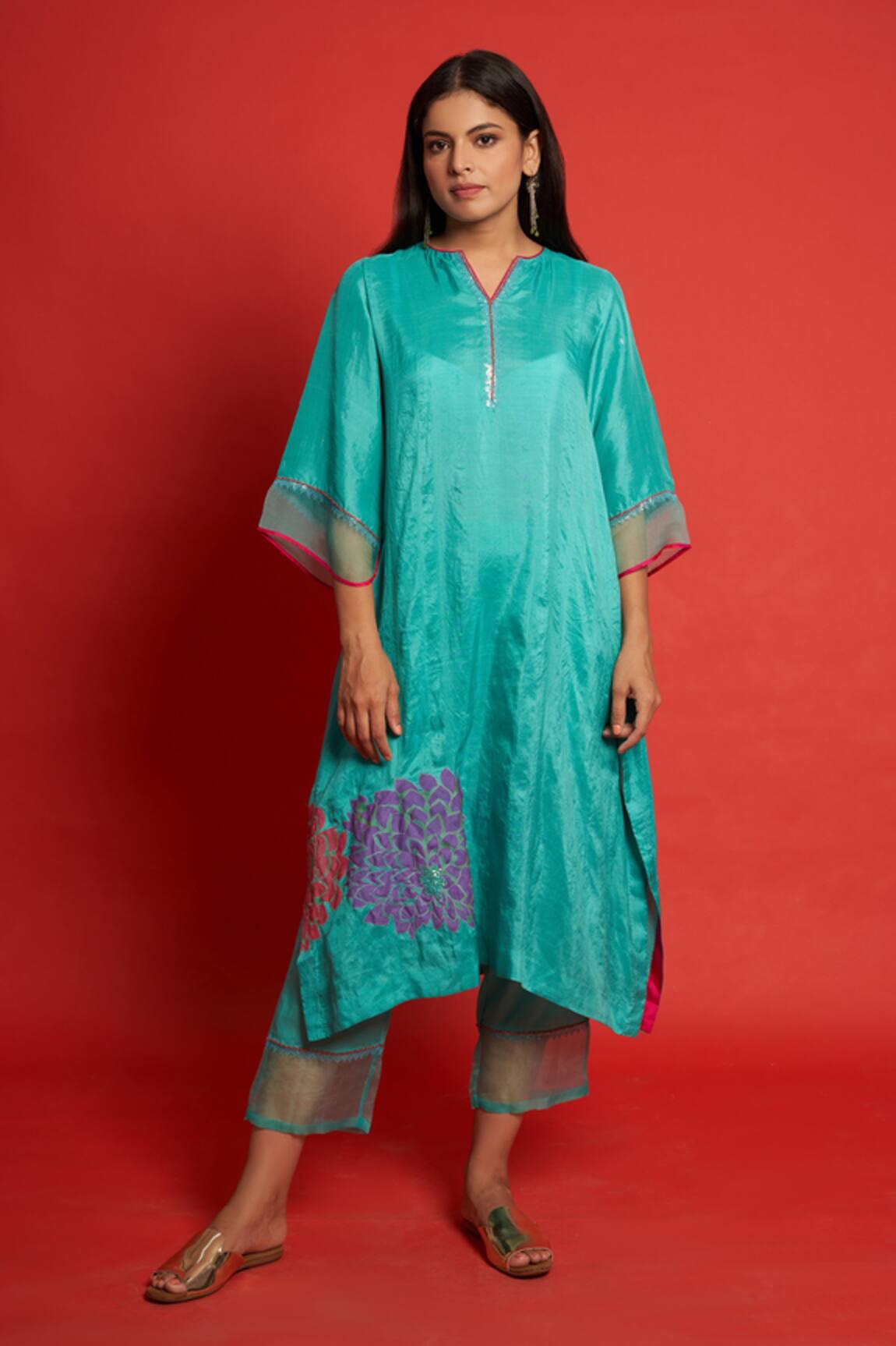 Priti Prashant Orchid Floral Motifs Kurta Pant Set 