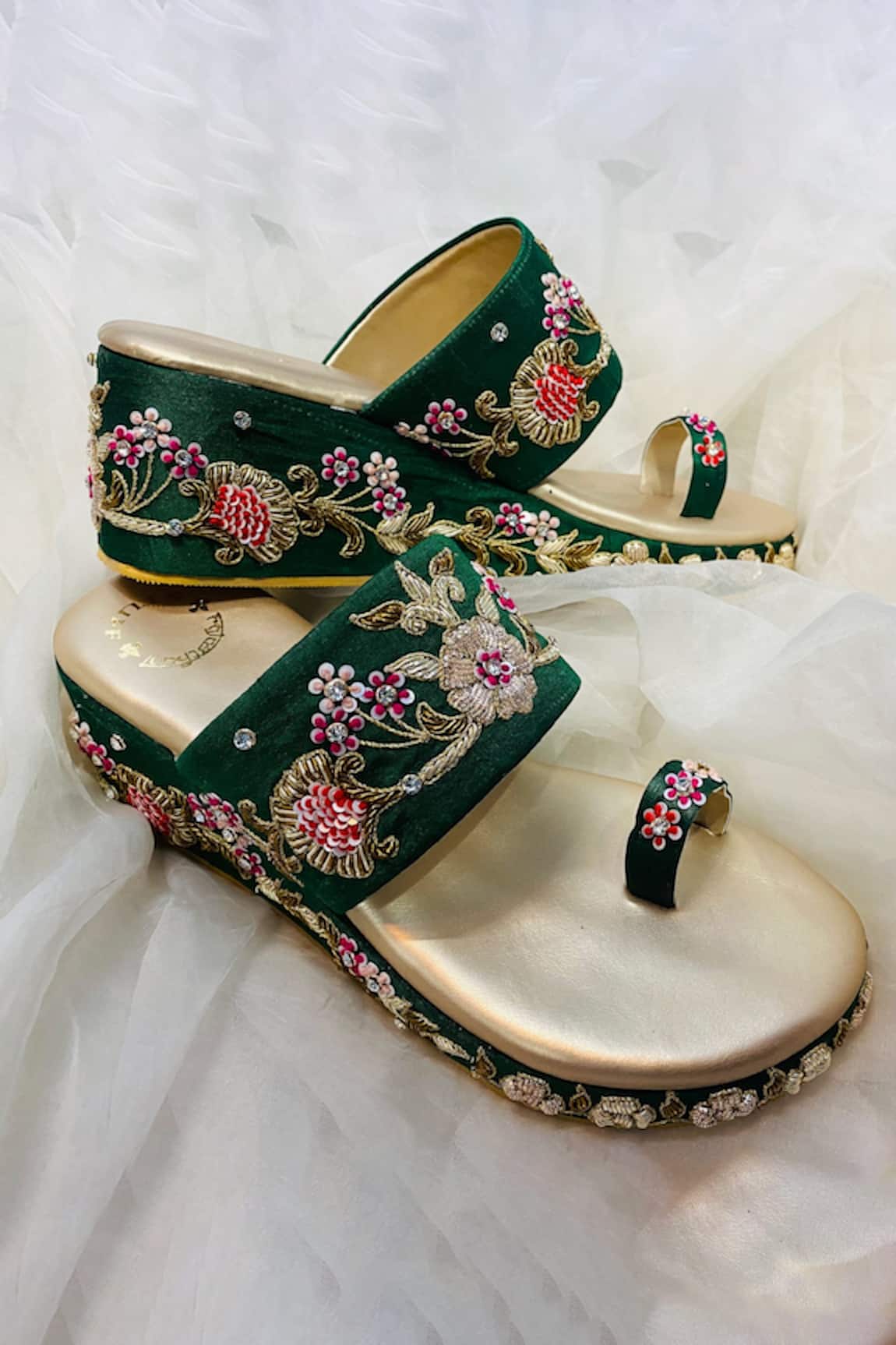 Shiveen Shiveen Parakram Embroidered Toe Ring Wedges