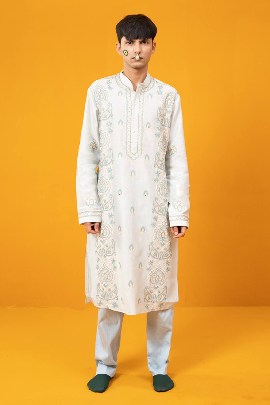Wabi Sabi By Anshum-Ritesh Parallel Paisley Kurta Set