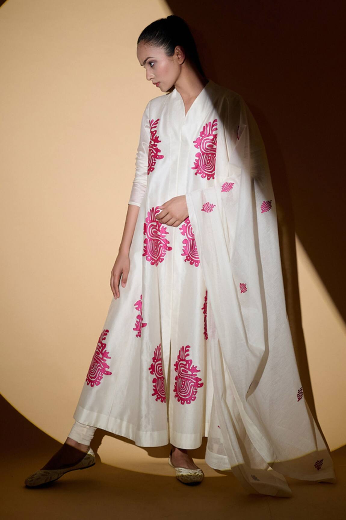 Taika By Poonam Bhagat Chanderi Applique Anarkali Set