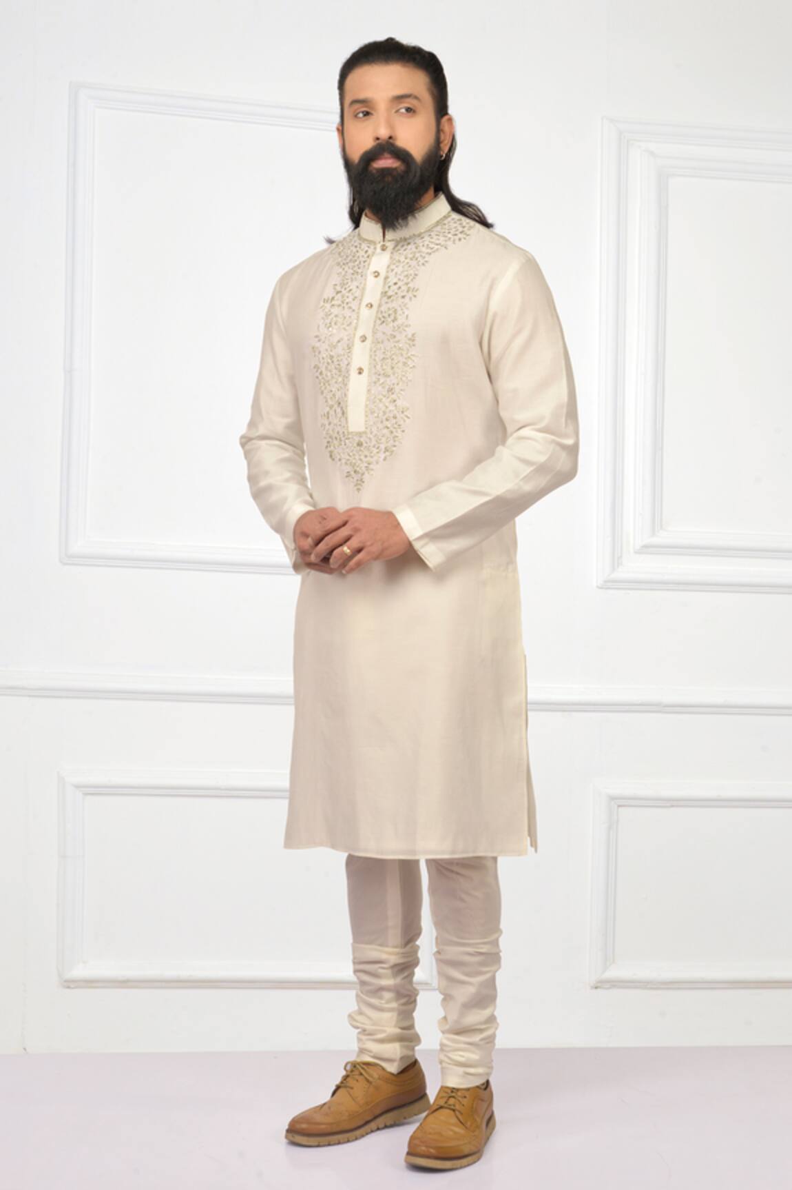 Nitesh Singh Chauhan Chanderi Silk Embroidered Kurta Set