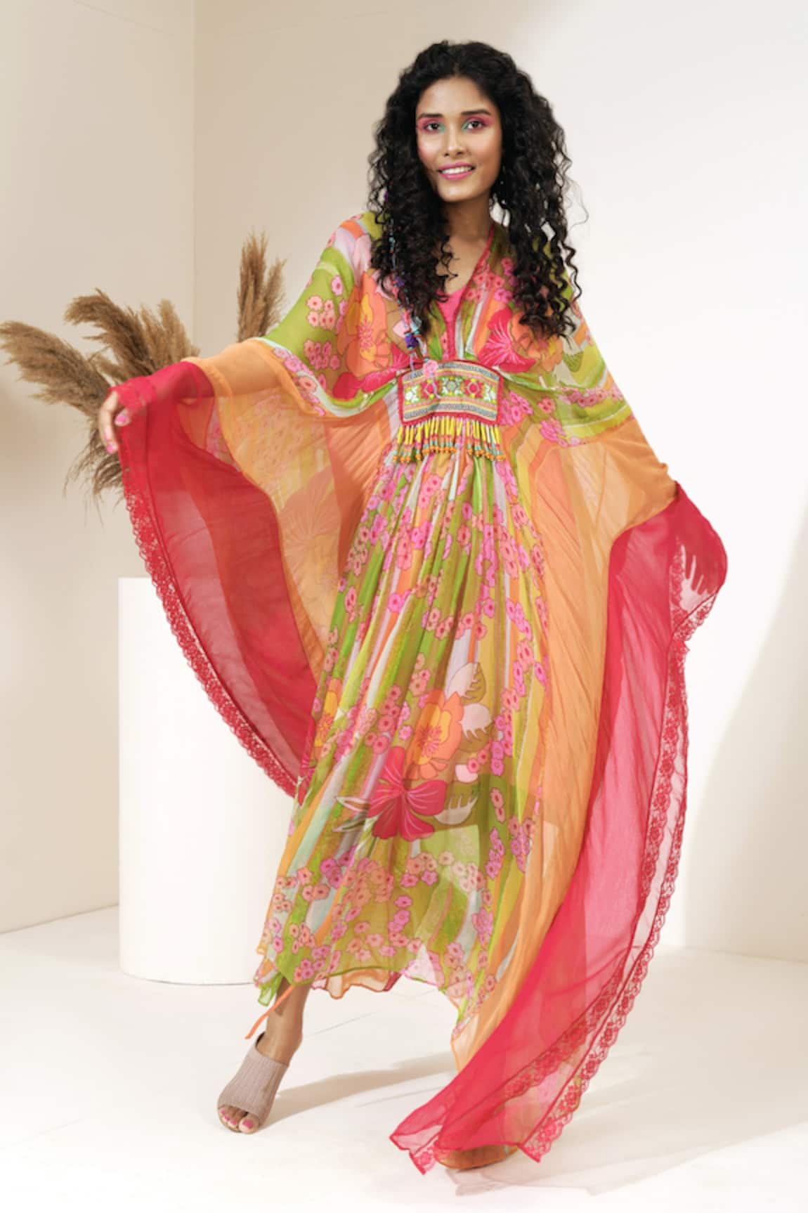 Capisvirleo Litchi Sparkler Kaftan