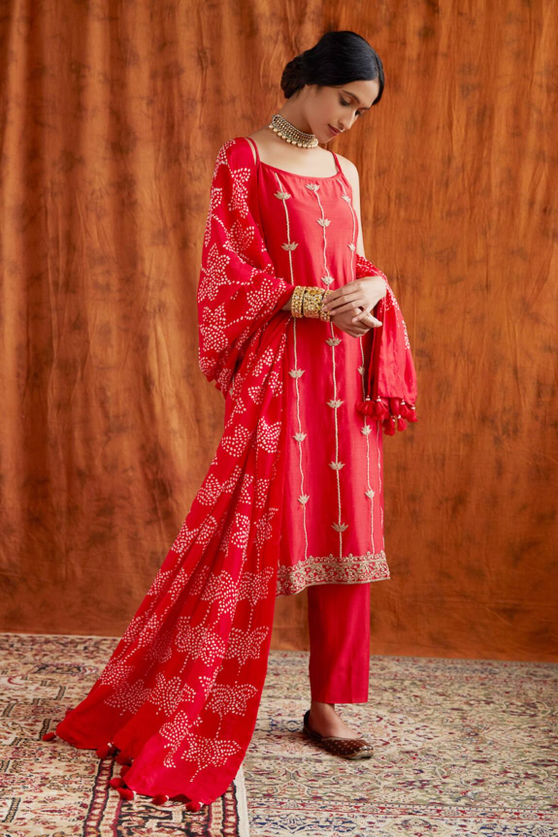 Pink City By Sarika Embroidered Kurta Set 