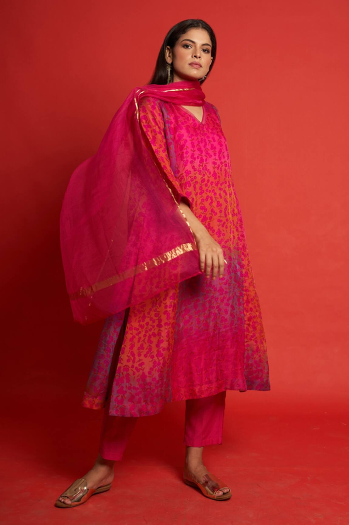 Priti Prashant Pansy Floral Print Kurta Set 