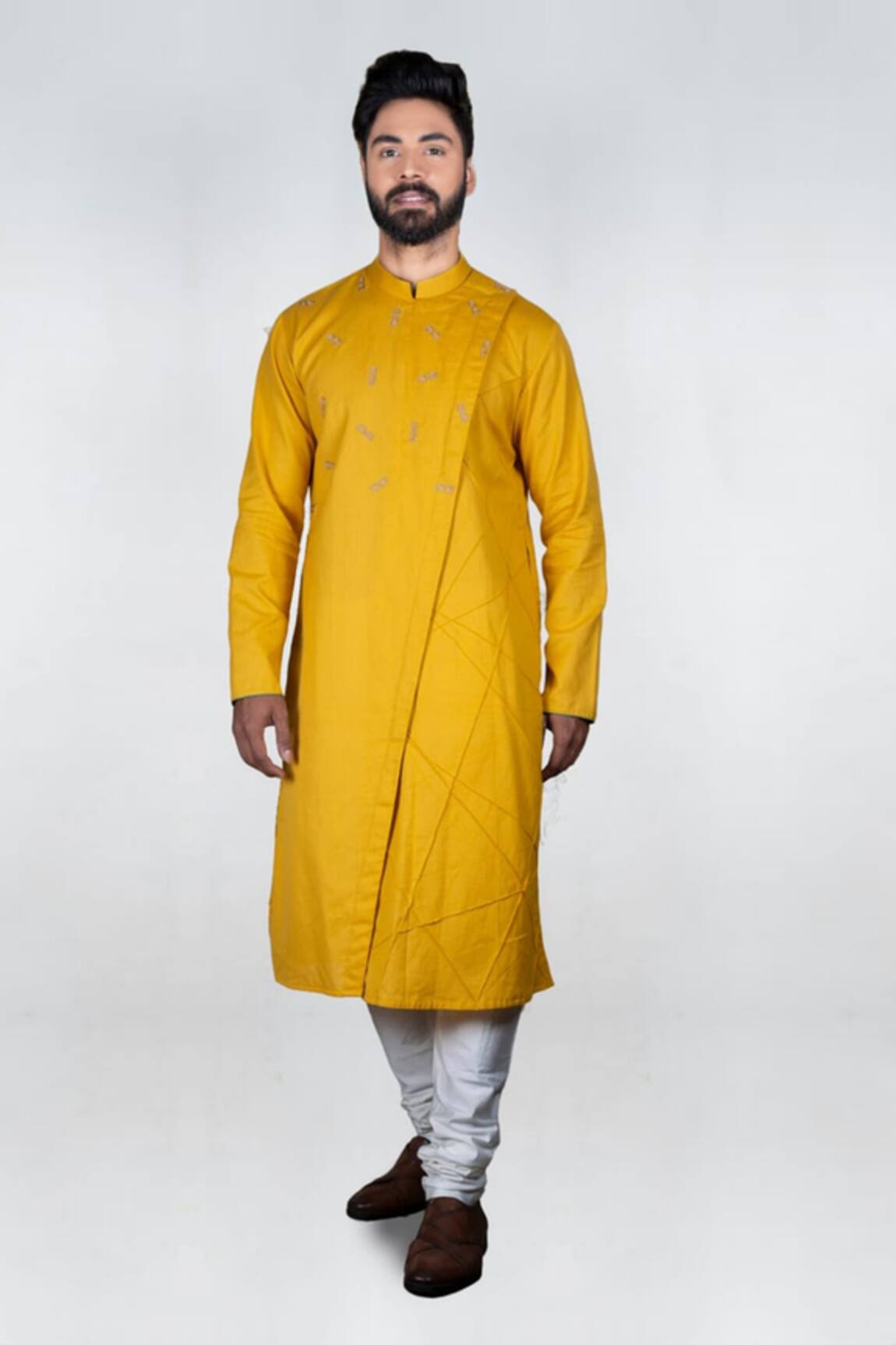 Priyanka Haralalka Goggles Embroidered Kurta Set 