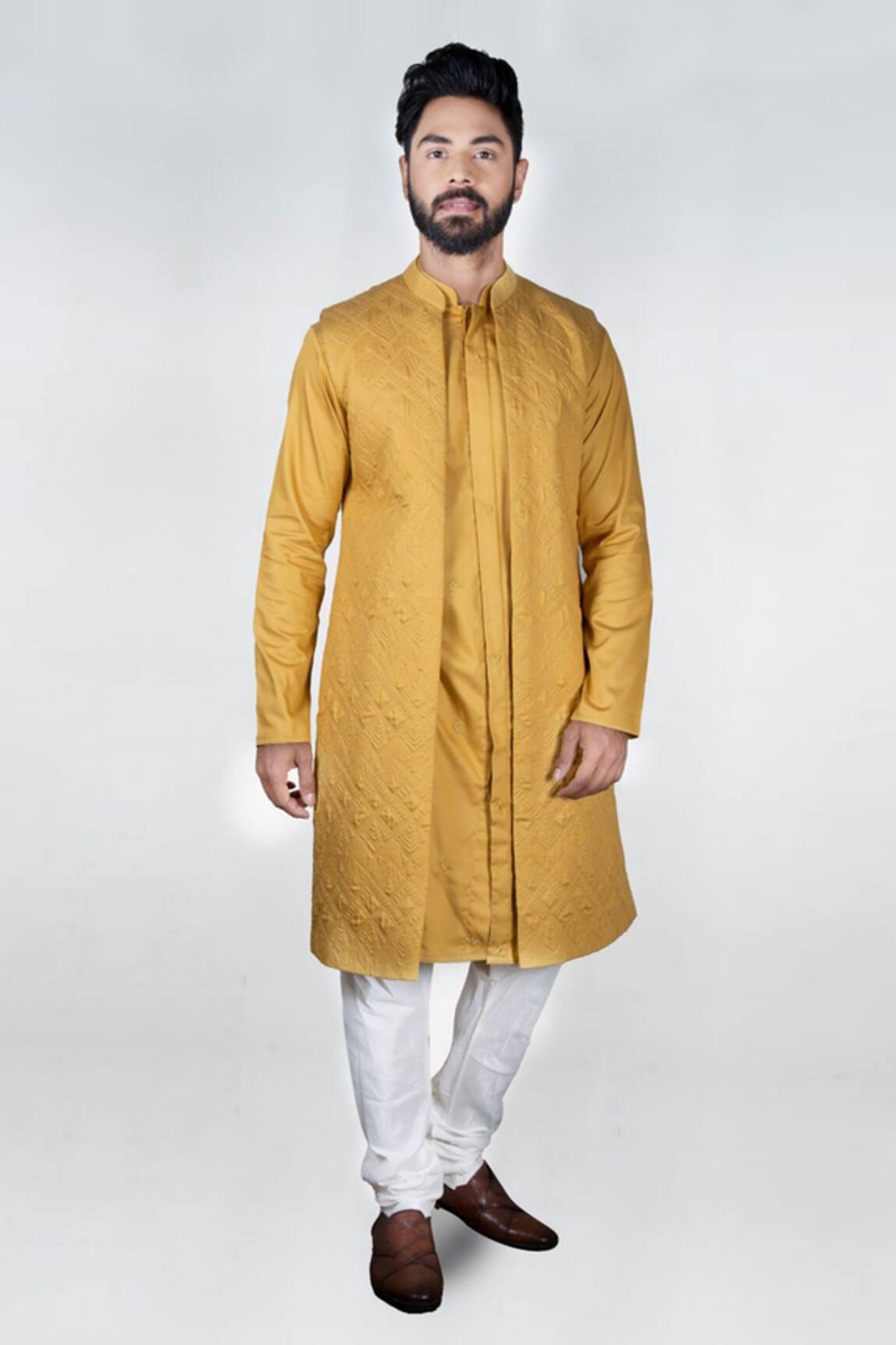 Priyanka Haralalka Embroidered Kurta Set With Jacket