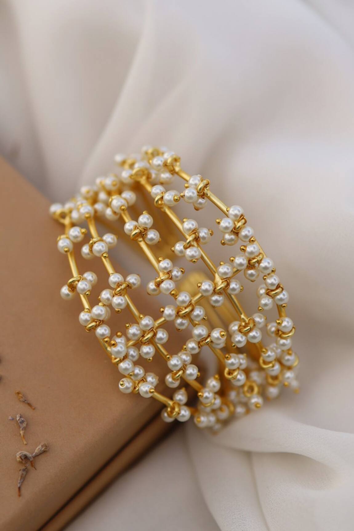 Do Taara Pearl Embellished Bracelet