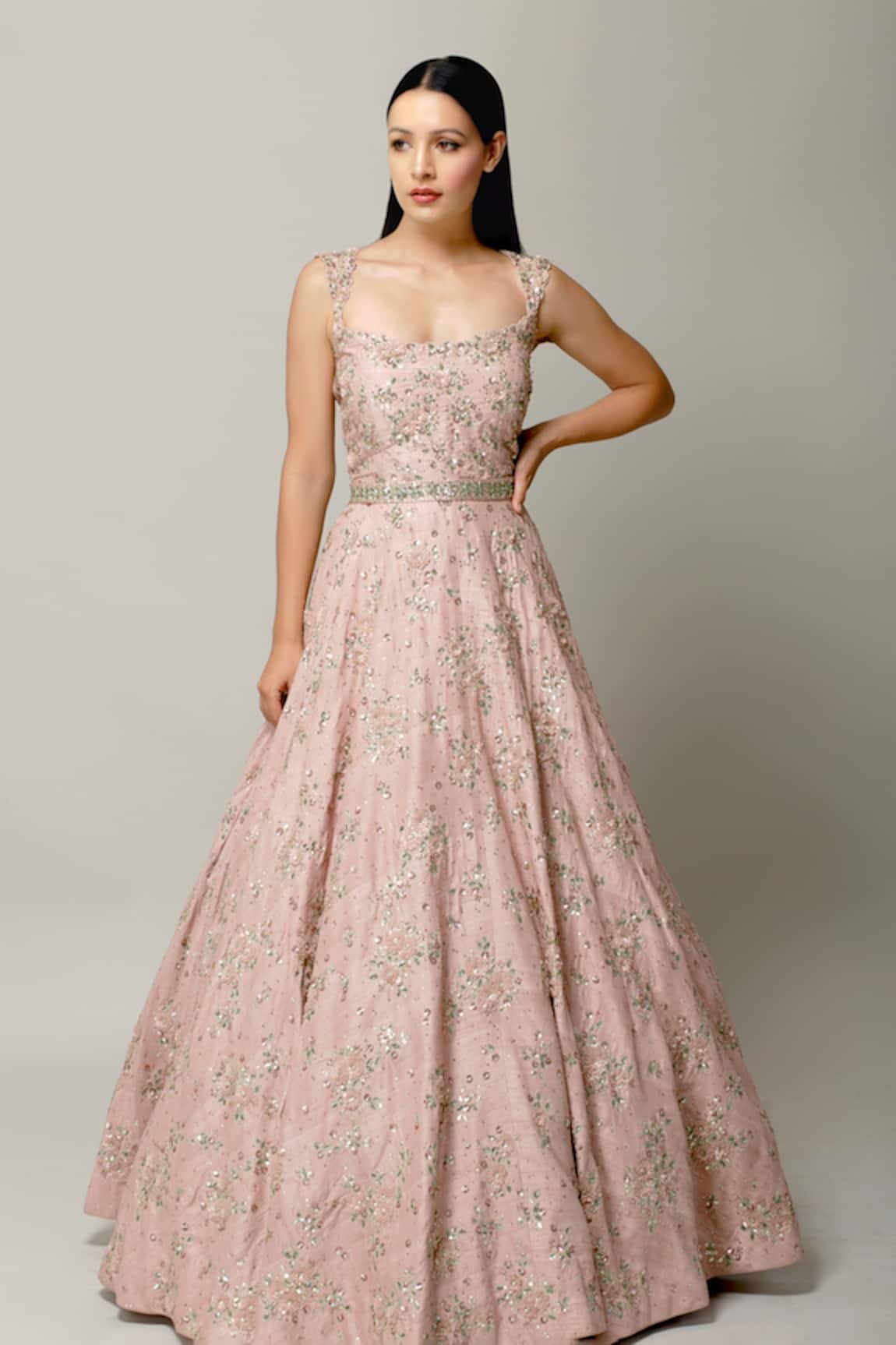 Prevasu Camellia Embellished Gown With Belt