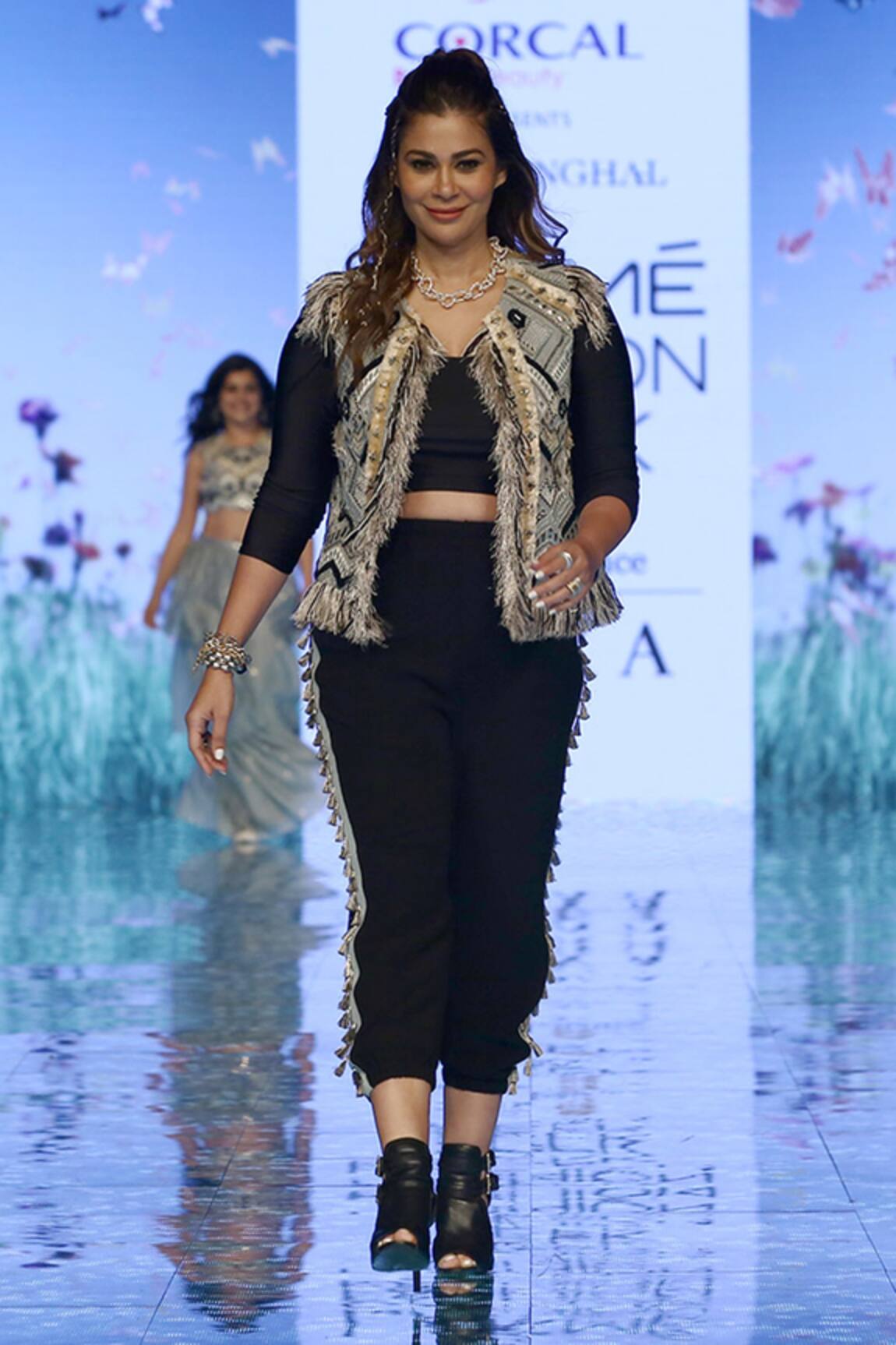 Payal Singhal Iraj Embroidered Jacket Pant Set 