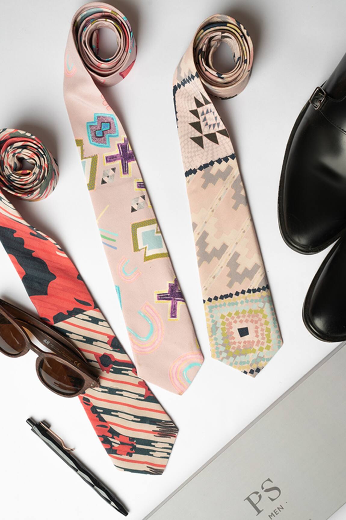 PS Men by Payal Singhal Mosaic Diamond Print Tie