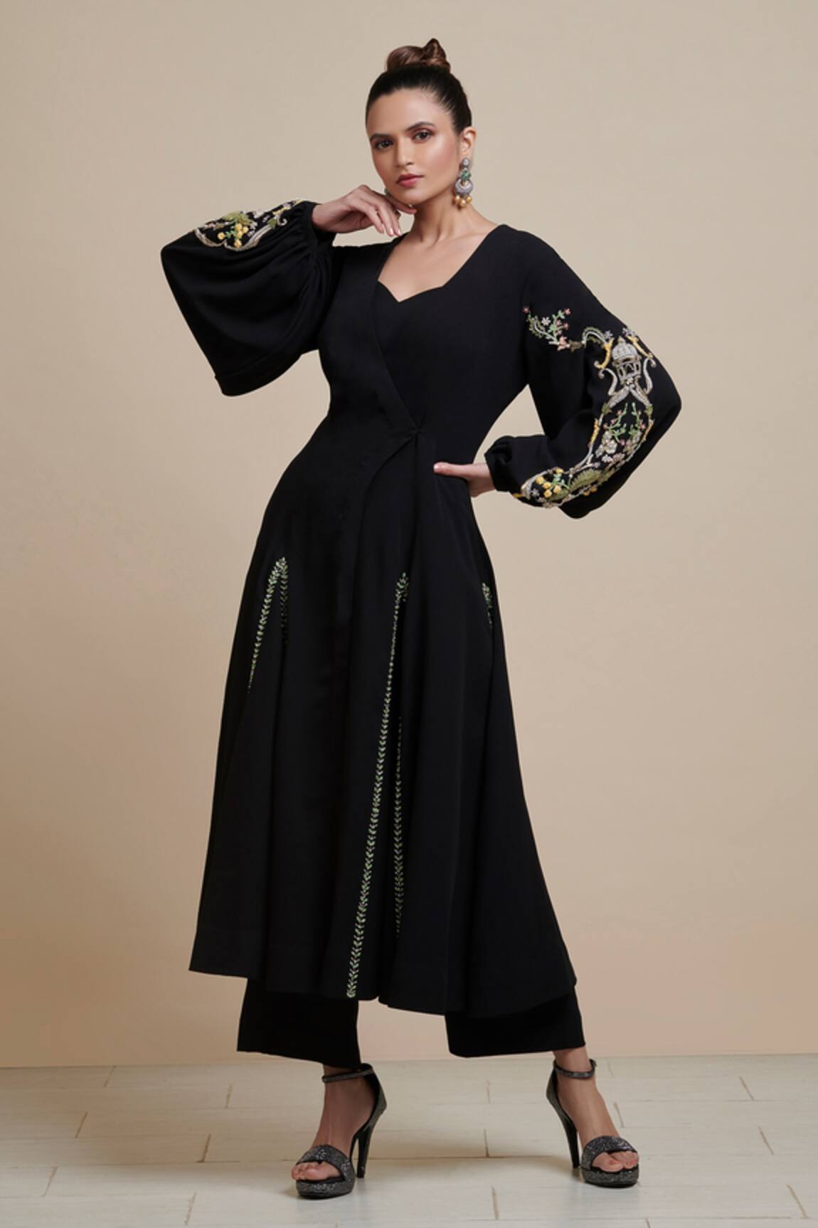 Parul | Vivek Embellished Cape & Jumpsuit Set