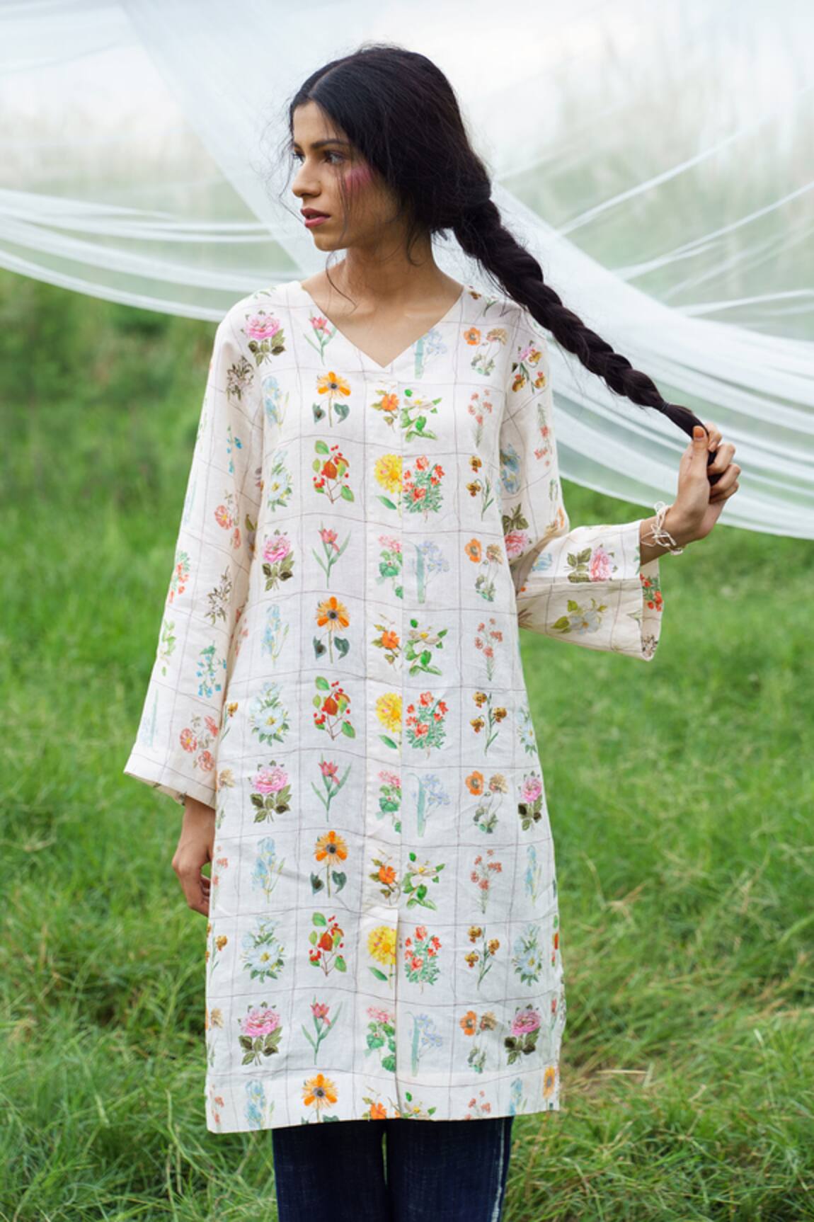 Pozruh By Aiman Floral Printed Kurta