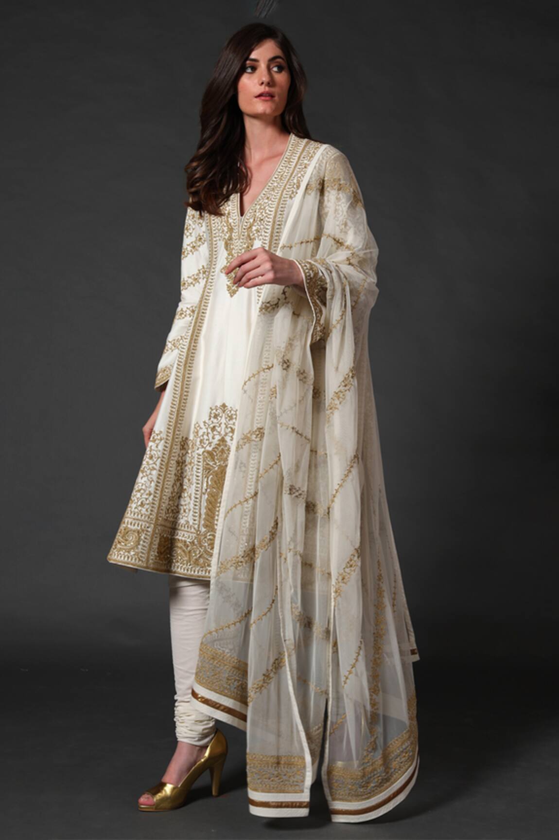 Aza Fashions - Fashion House | Multi-Designer Wedding Outfits for Men &  Women | Mumbai & Delhi-NCR | Weddingsutra Favorites