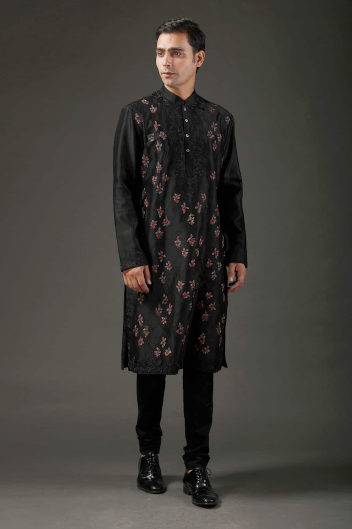 Rohit Bal Chanderi Silk Embroidered Kurta Set 