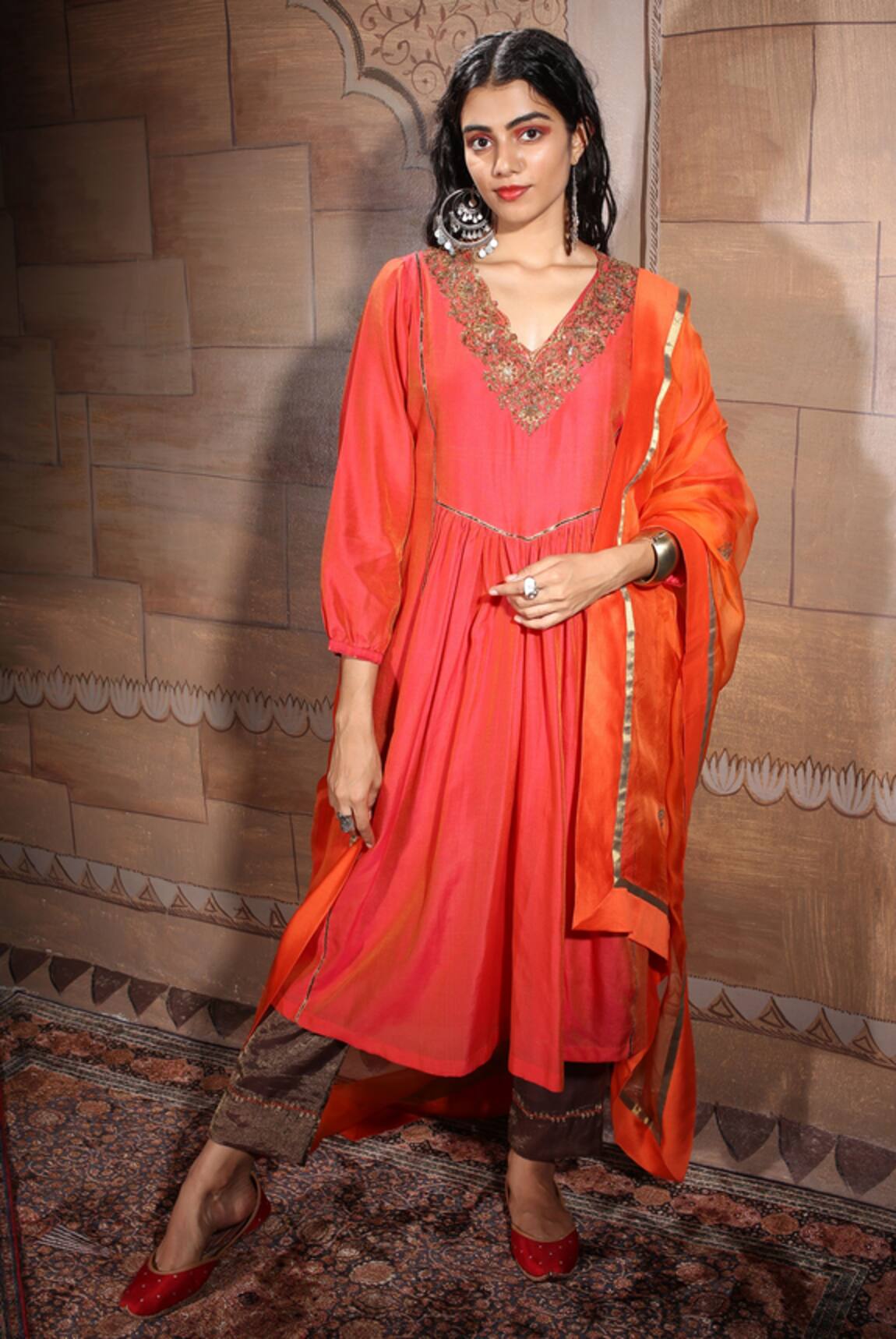 Neeta Bhargava Chanderi Kurta Set 