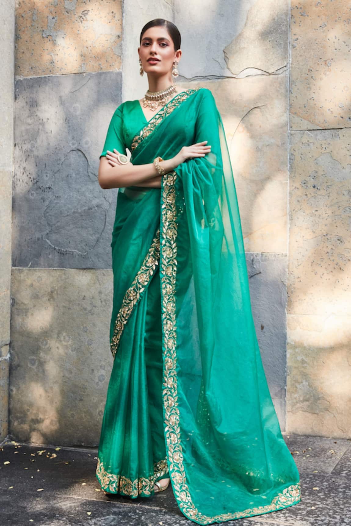 Ranian Border Embroidered Saree With Blouse