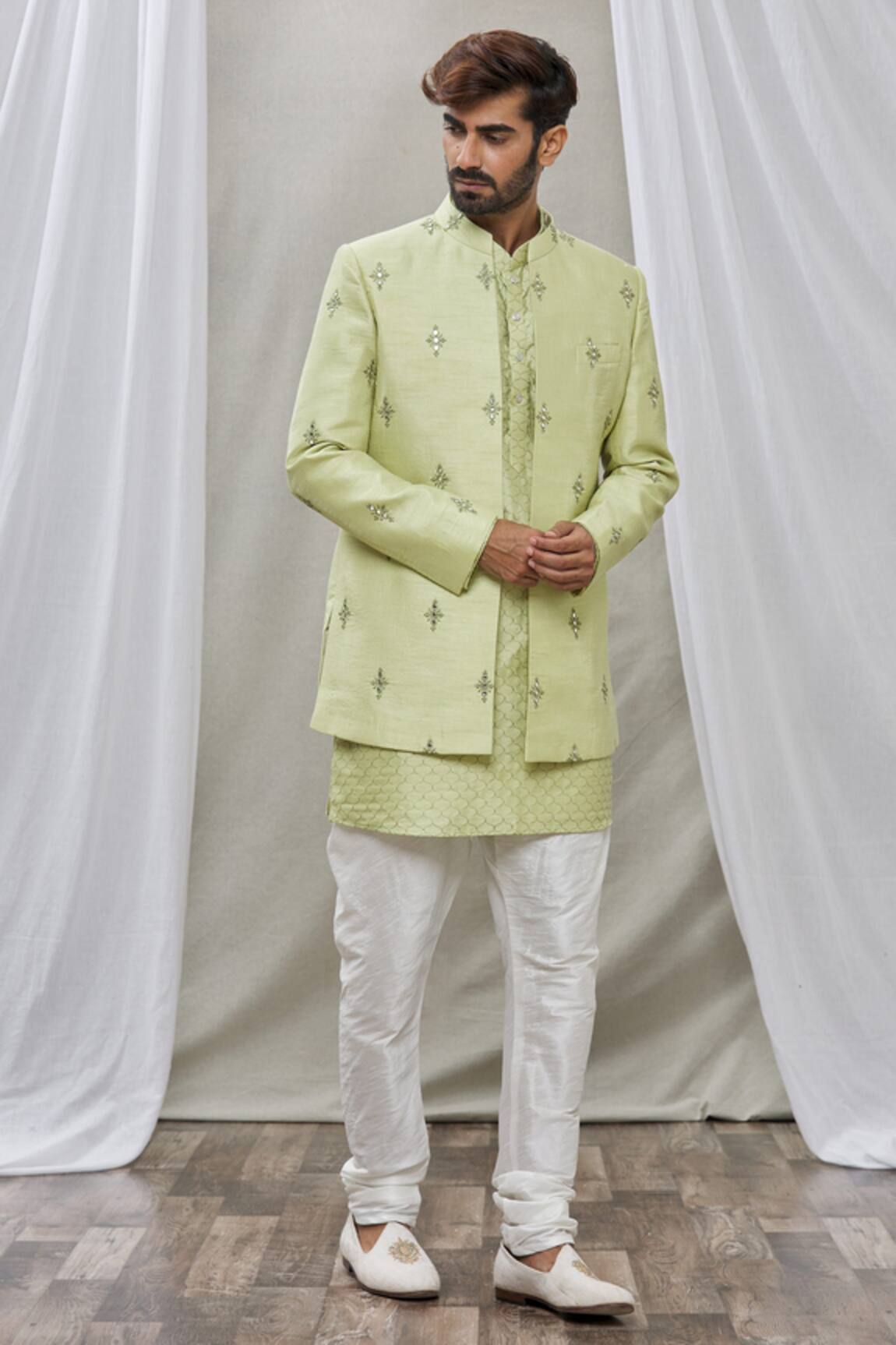 Rng Safawala Embroidered Jacket & Kurta Set 