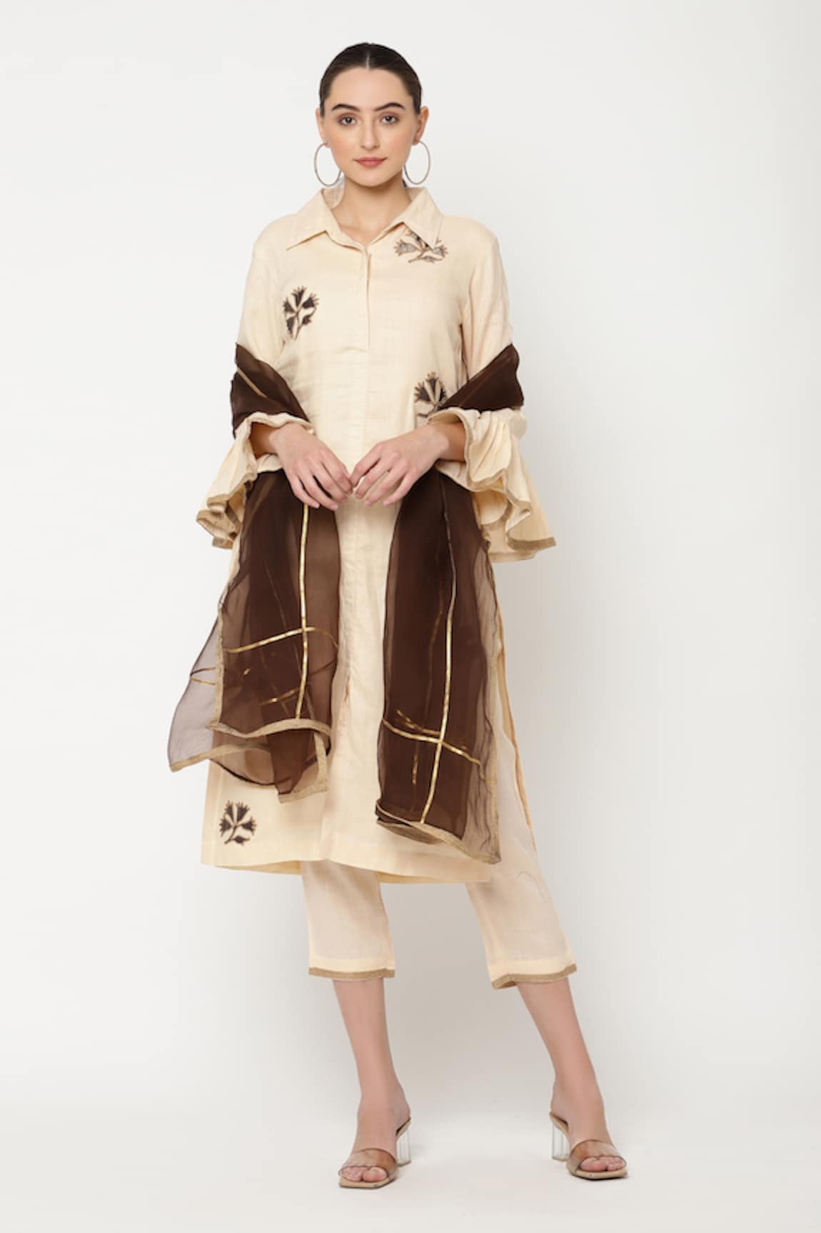 Musal Corbenet Embroidered Kurta Set