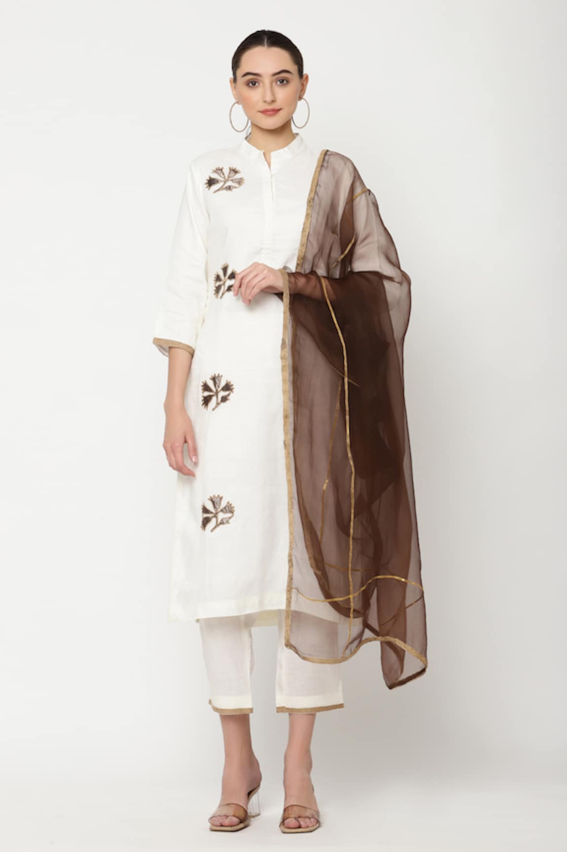 Musal Prosecco Embroidered Kurta Set