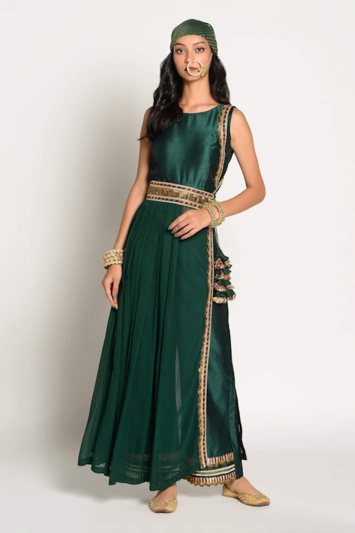 Rishi And Vibhuti Pleated Tunic & Pant Set 