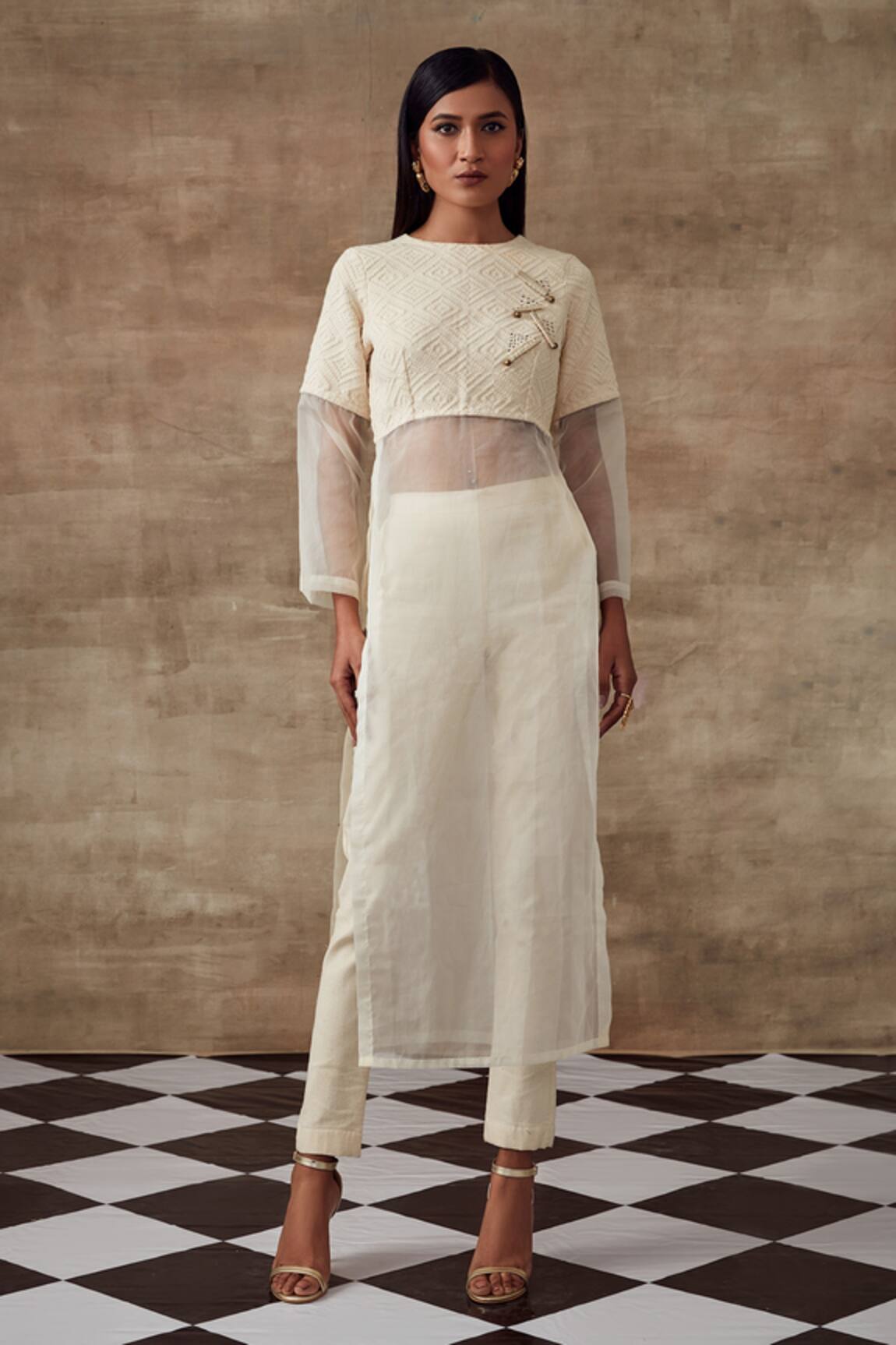 Rishi and Vibhuti Panelled Kurta & Pant Set 