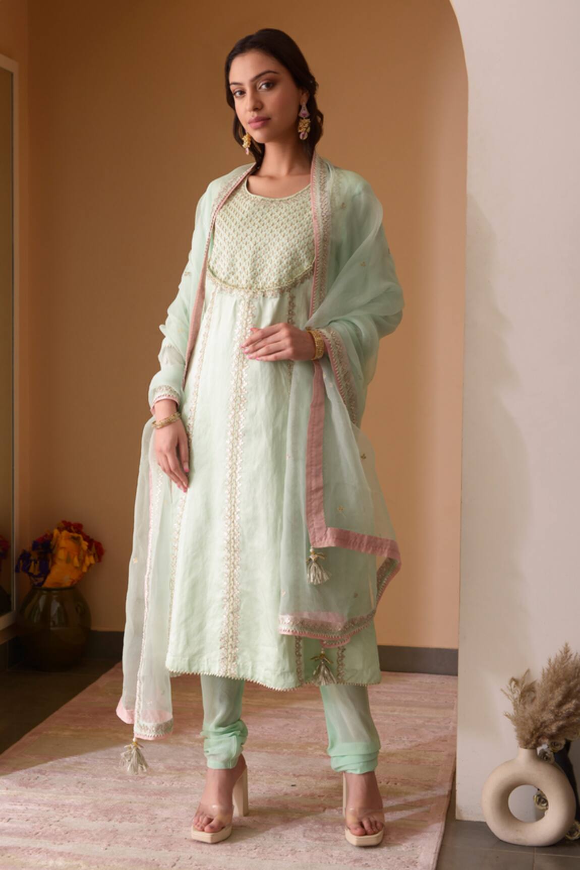 Surabhi Arya Floral Embroidered Anarkali Set 