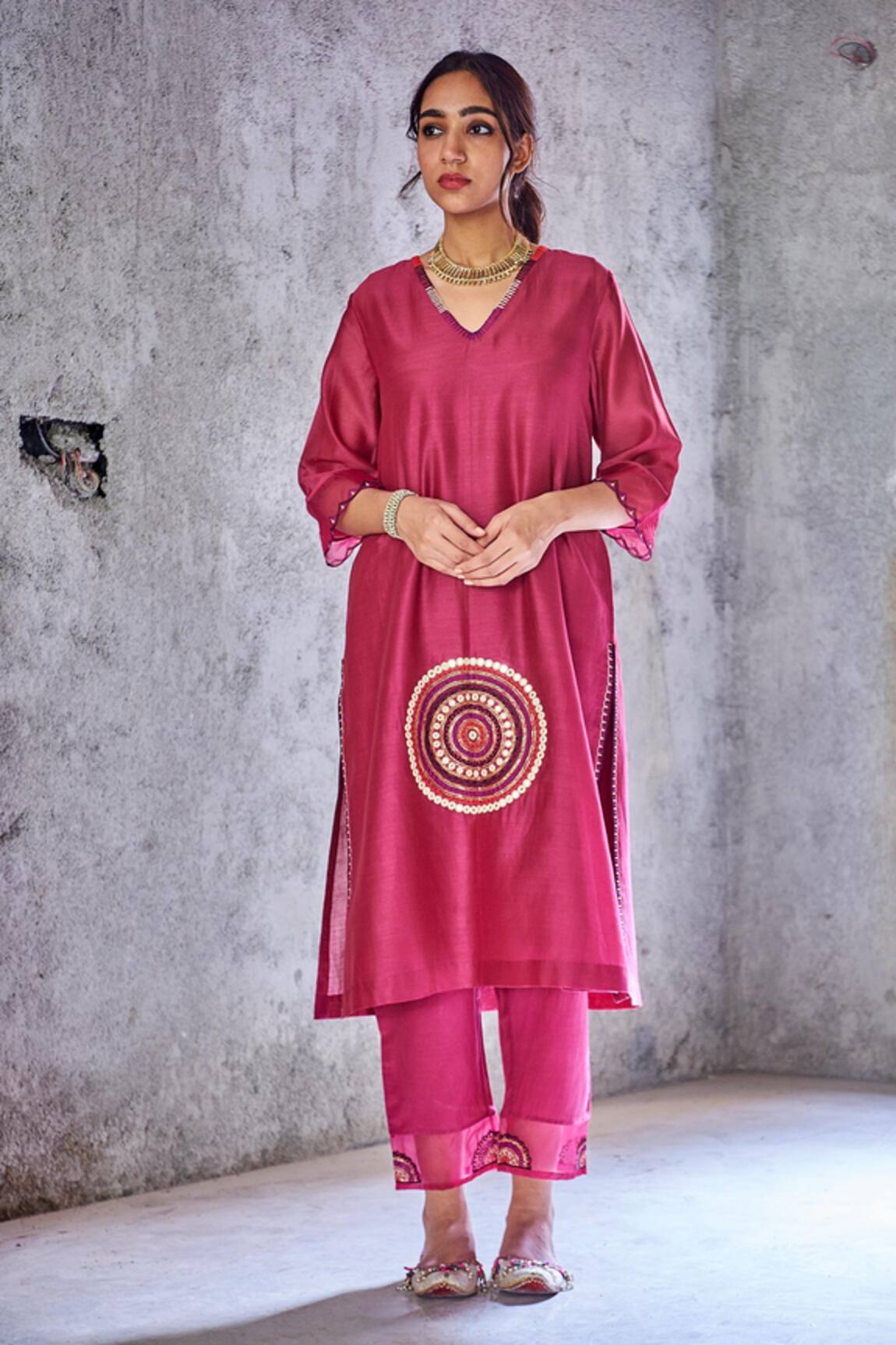Shivani Bhargava Embroidered Chanderi Kurta
