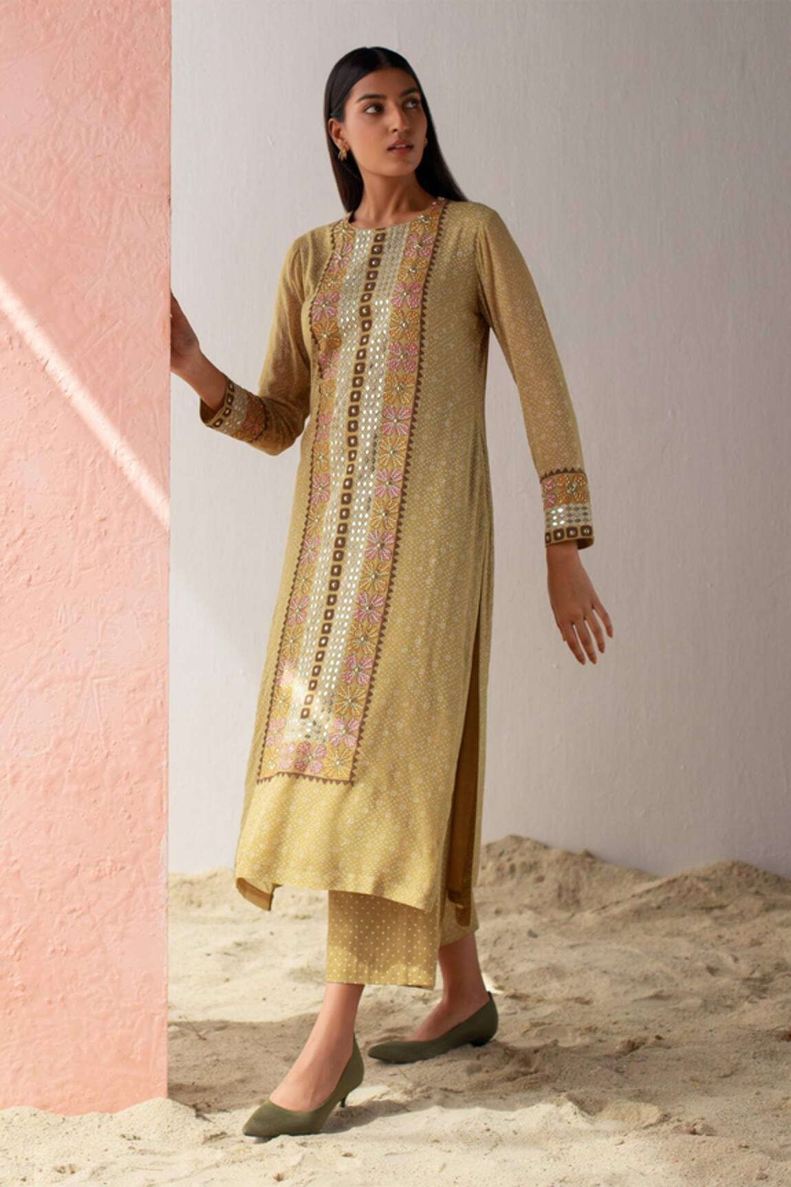 Surbhi Gupta Printed Kurta & Pant Set