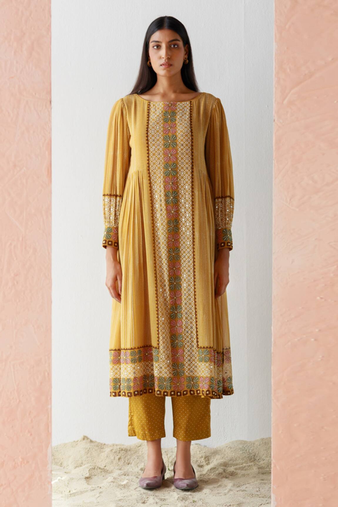 Surbhi Gupta Printed Kurta & Pant Set