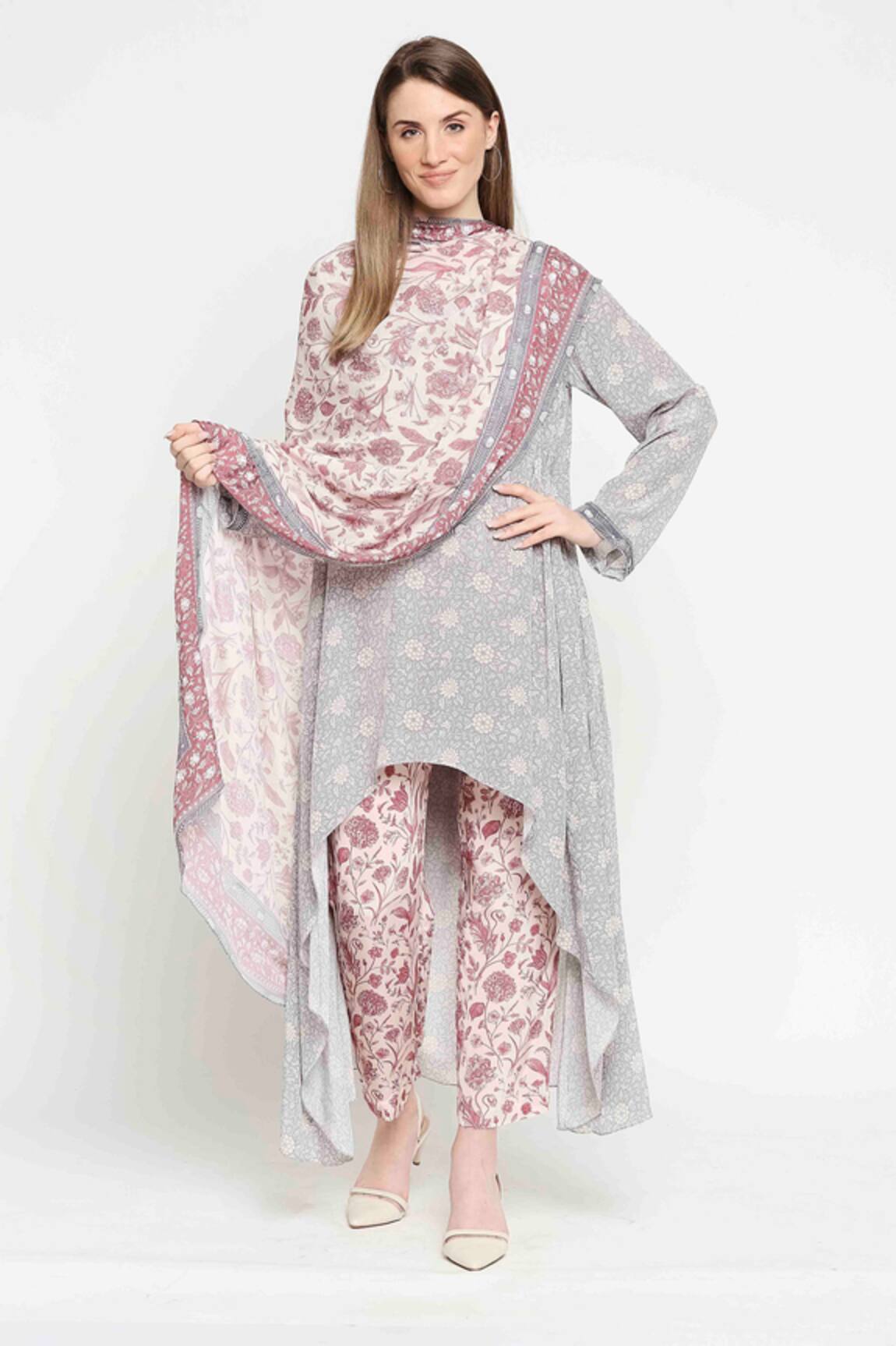 Sakshi Girri Printed Kurta Set