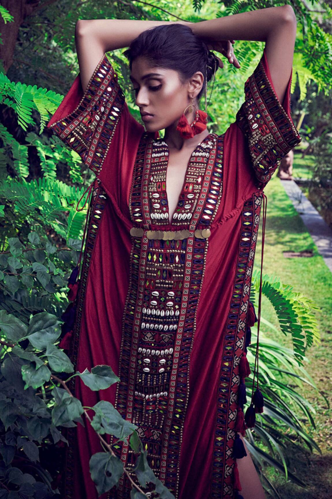 Surily G Embroidered Kaftan
