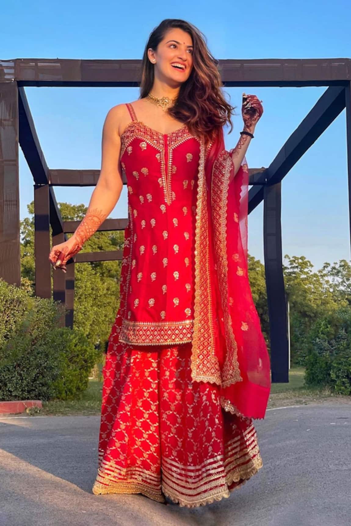 Gopi Vaid Tussar Embroidered Kurta Set 