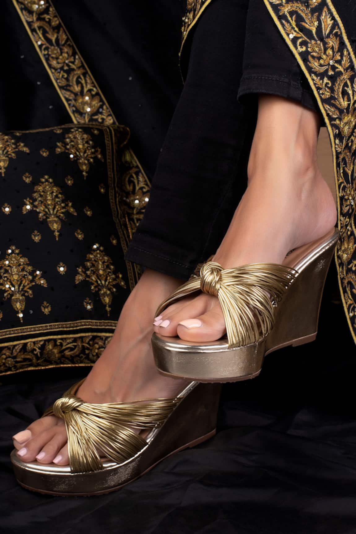 Elizee Shoes - Italian Handcrafted Luxurious Comfortable Shoes