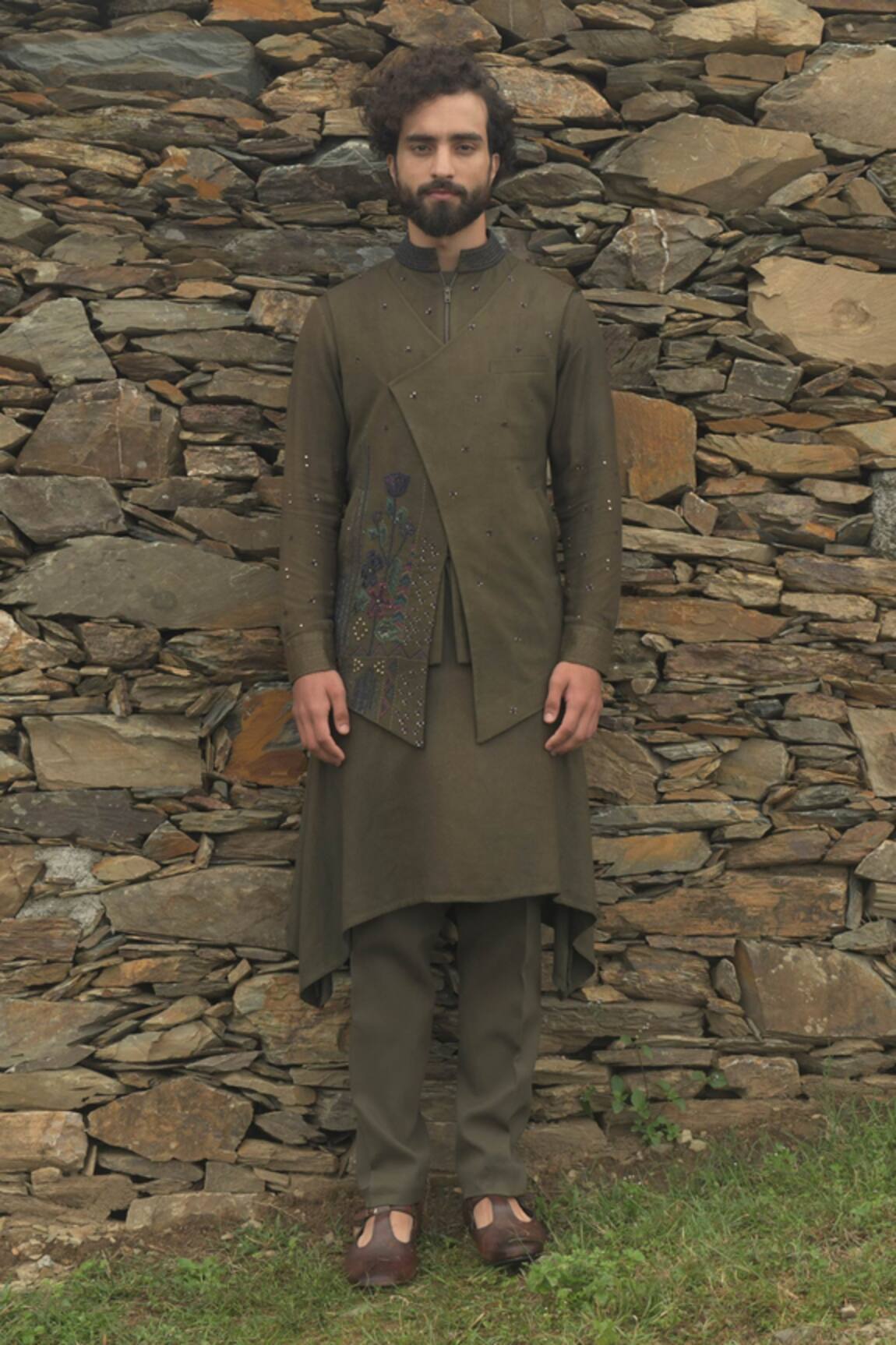 Sarab Khanijou Moss Crepe Embroidered Bundi & Kurta Set 