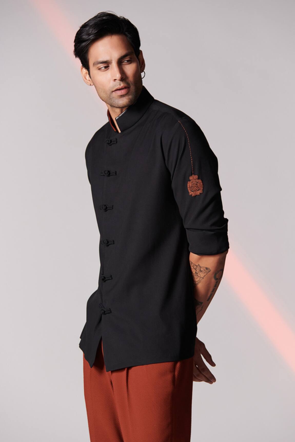 nero collar shirt
