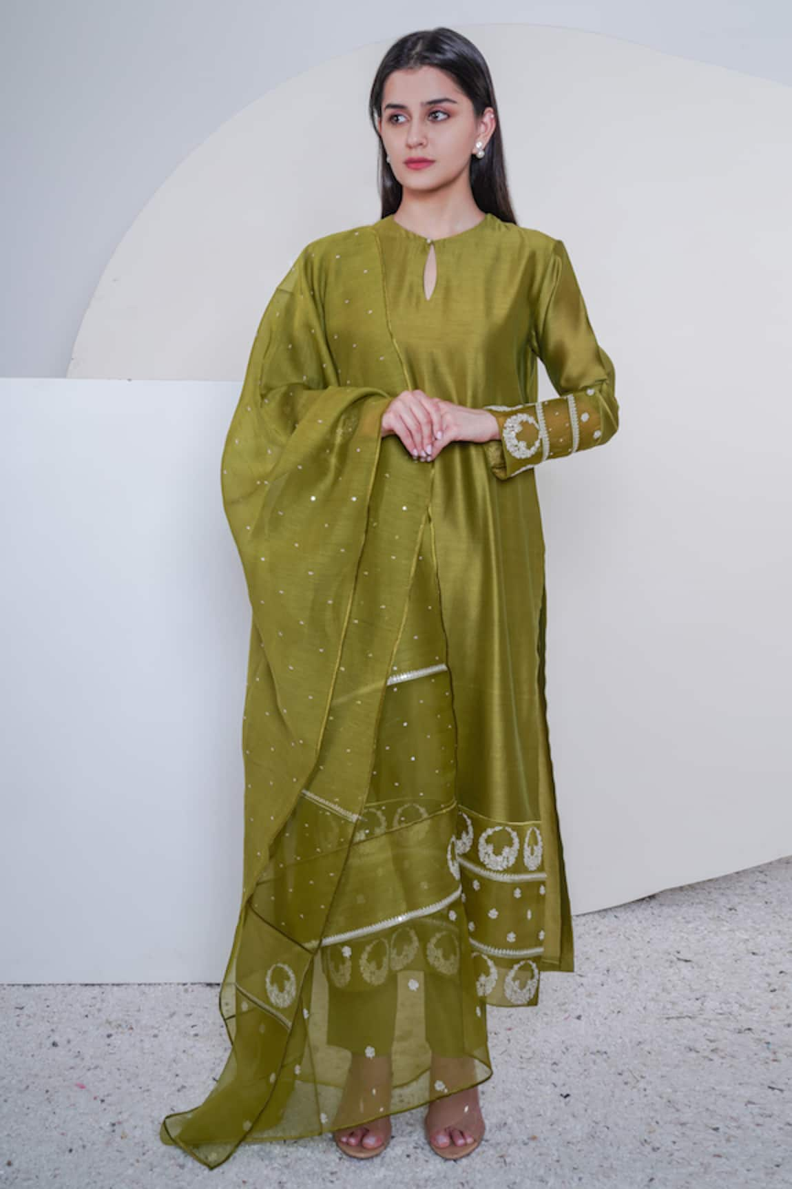 Sravanti Chanderi Kurta Set