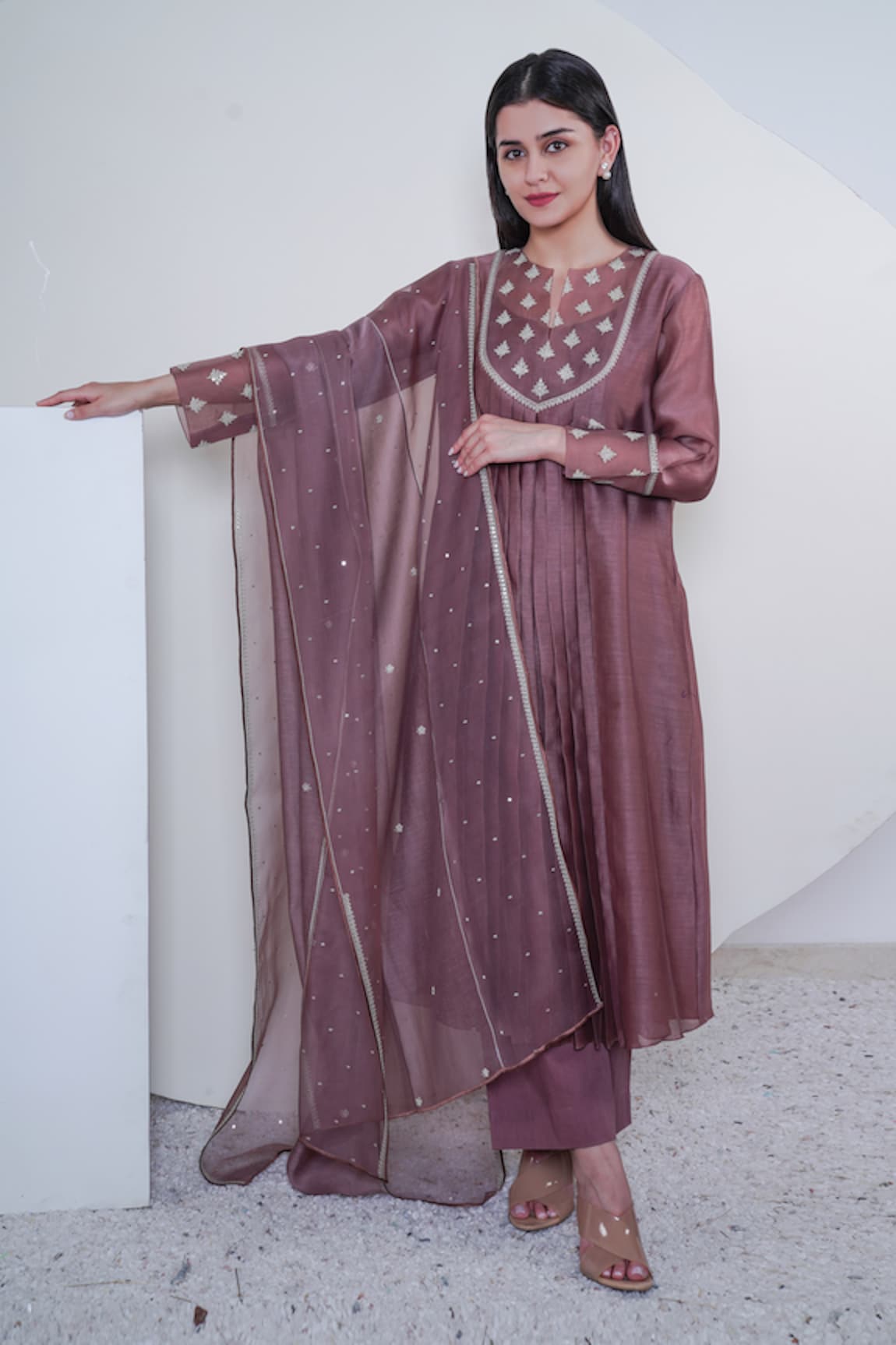 Sravanti Chanderi Kurta Set