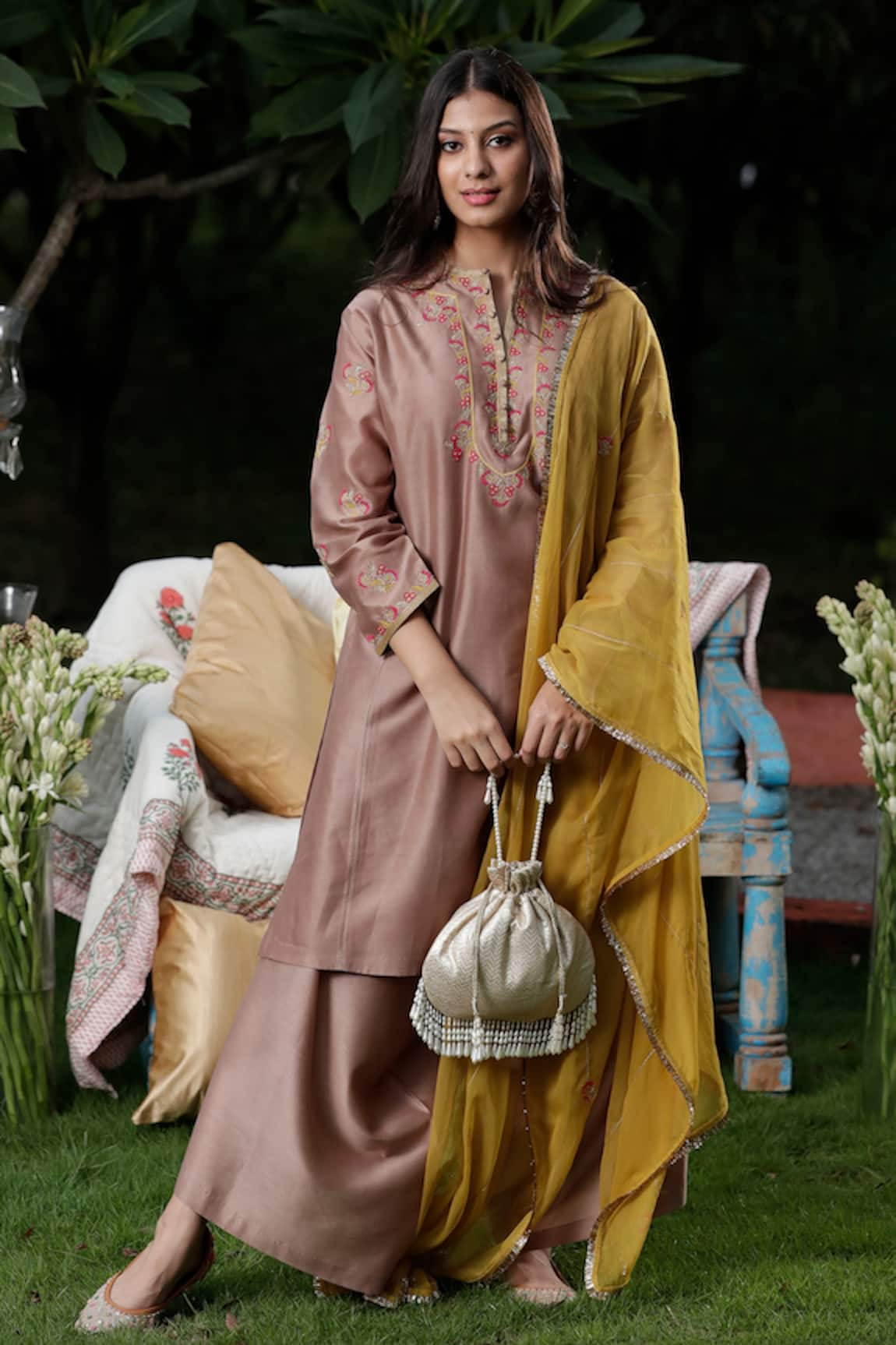 Sravanti Embroidered Kurta Palazzo Set