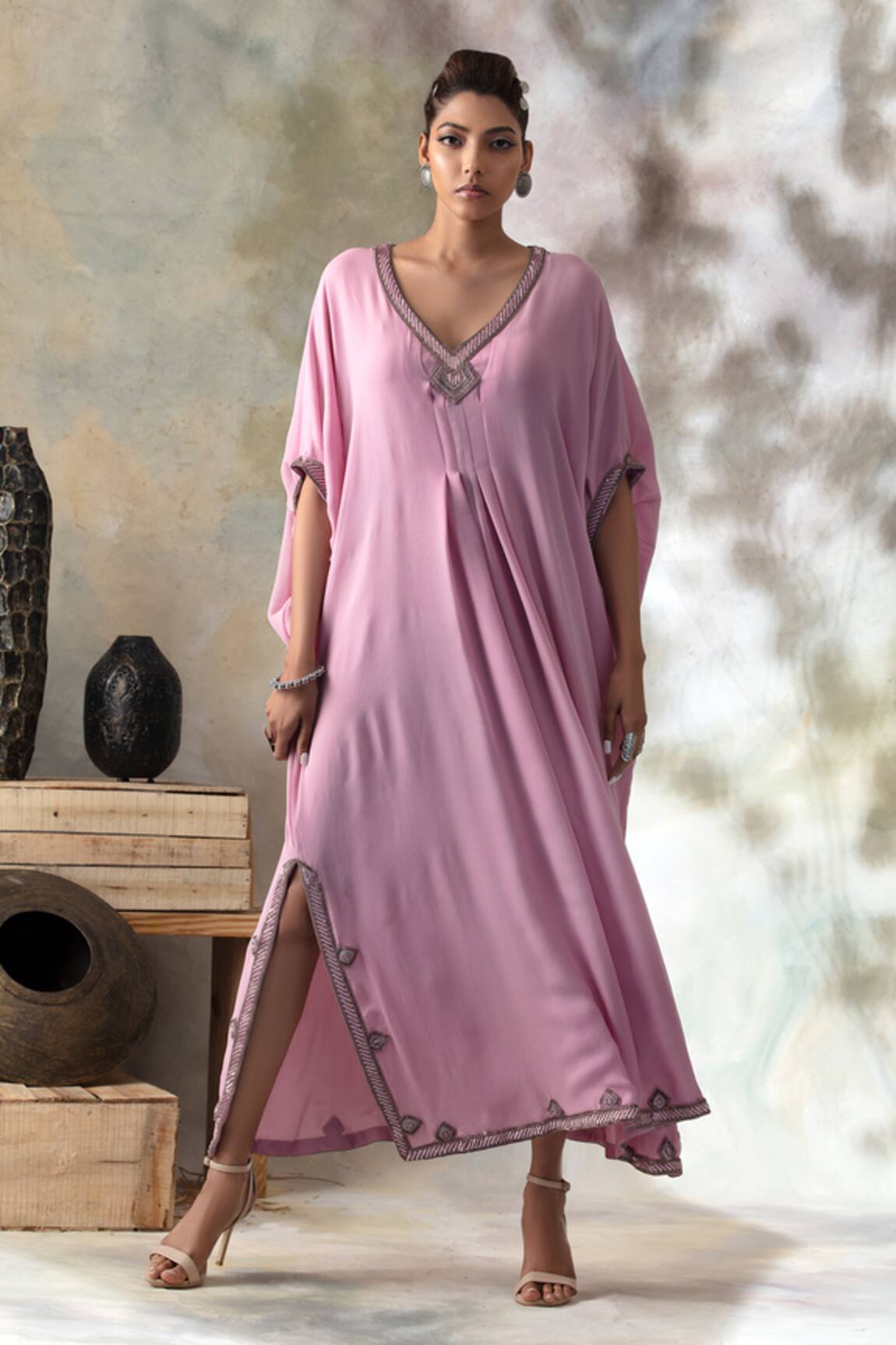 ISHA & SHREYA V-Neck Kaftan 